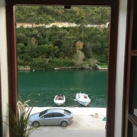 Seafront Riva *