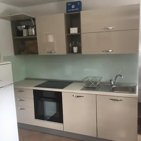 Apartment Seafront Riva *